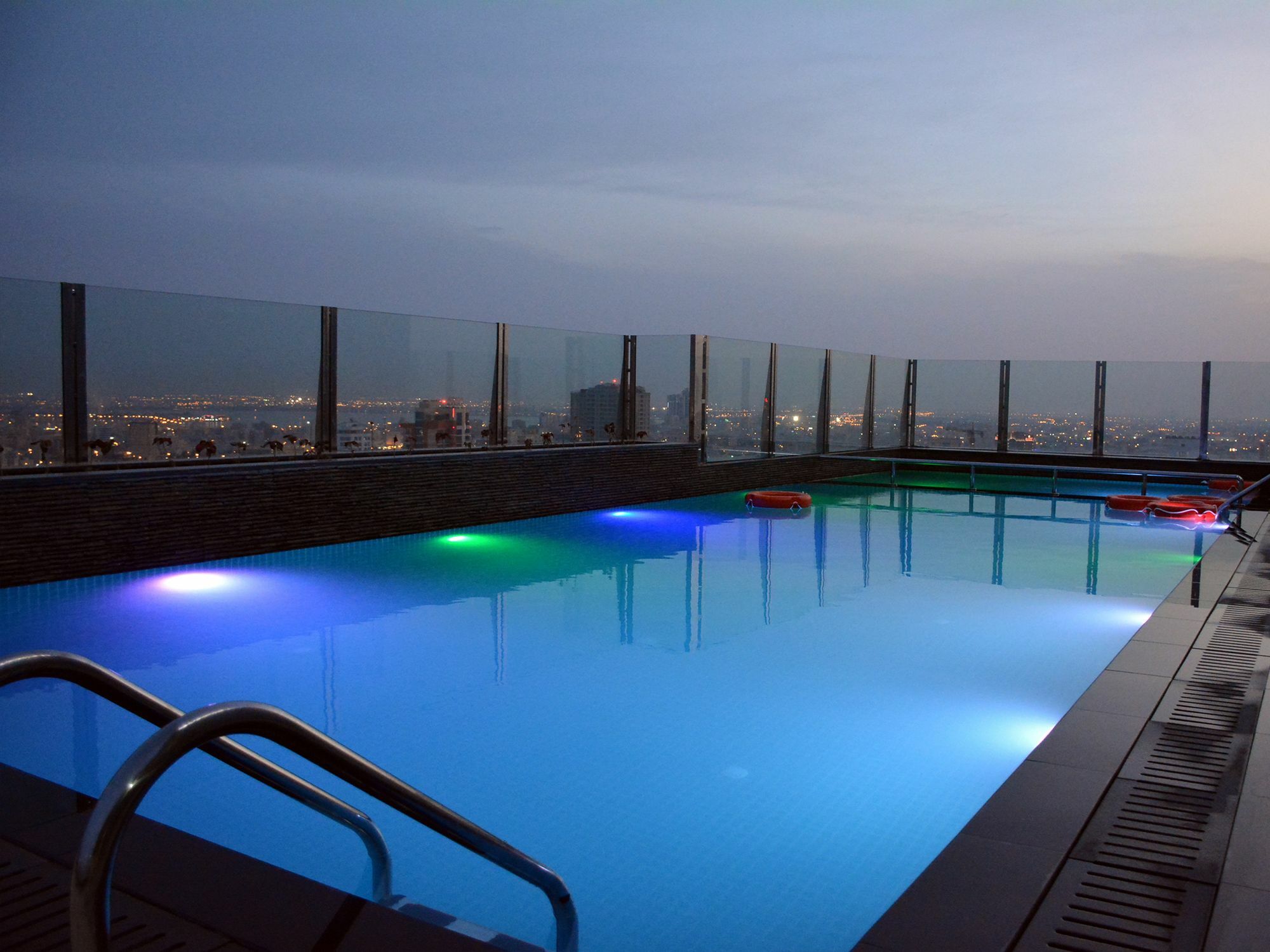 Juffair Avenue Suites Manama Exterior foto